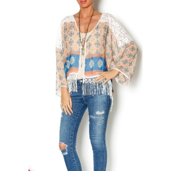 💕LUCY LOVE💕 Geisha Kimono with Lace Details - Picture 4 of 8